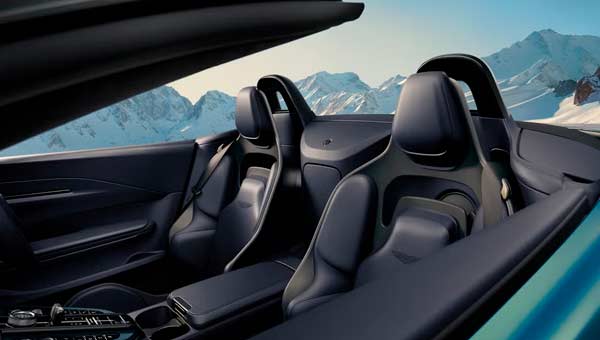 Aston Martin Vantage Roadster 2026