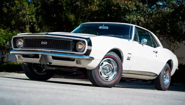 Легендарный Chevrolet Camaro 1967 года выставлен на аукцион Bring a Trailer